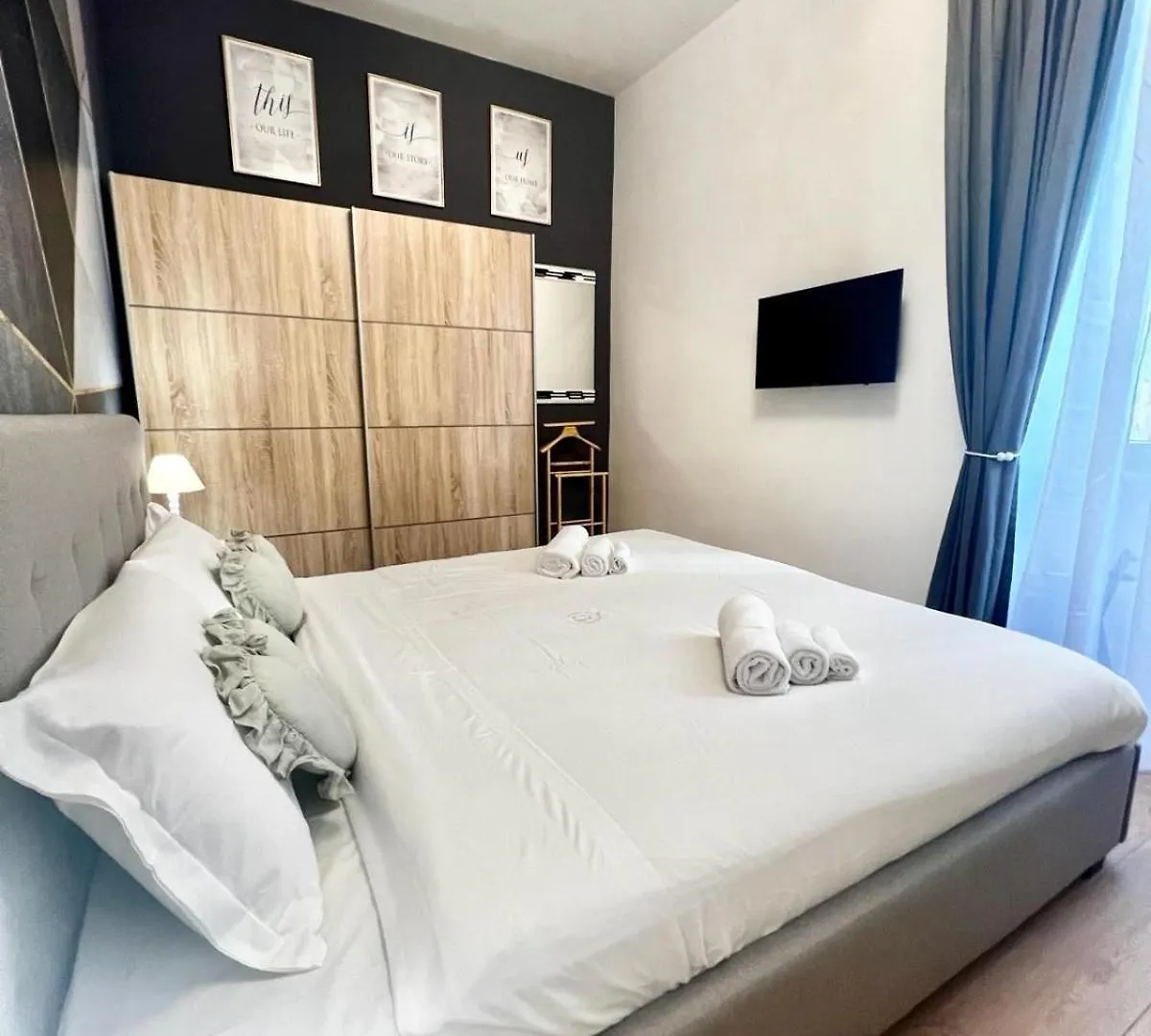 Pvr Luxury Home Rome 0*,